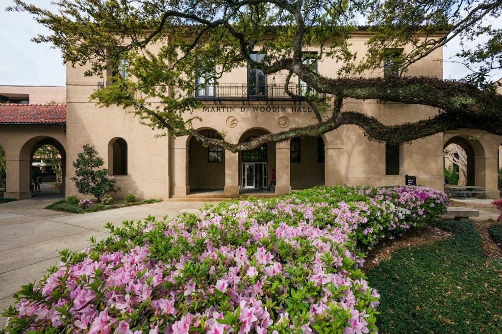 Woodin Hall exterior