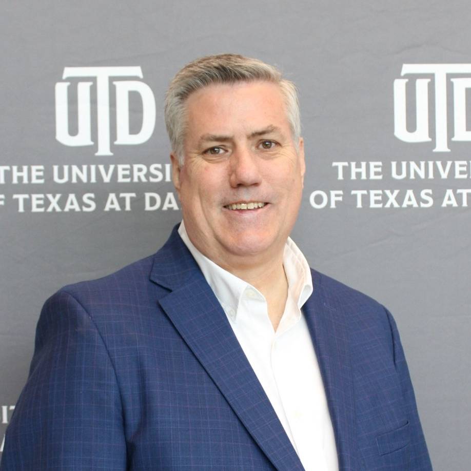 Dr. Howard Dover headshot