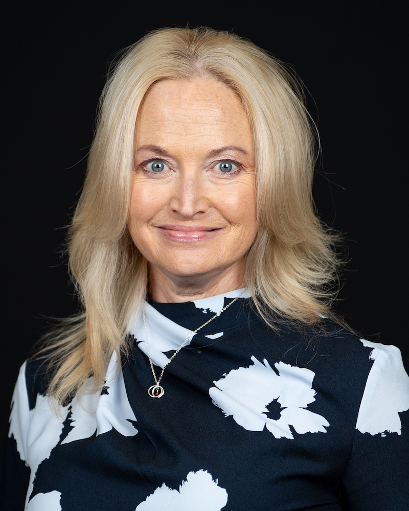 Headshot of Dean Kim Bissell